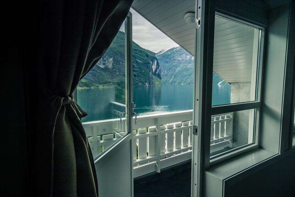 Grande Fjord Hotel Geiranger Exterior photo